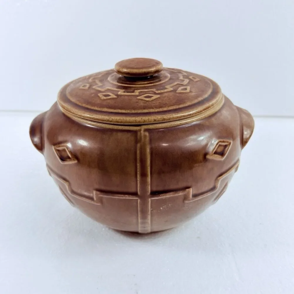 Vintage Monmouth Western Stoneware Pottery Bean Pot Cookie Jar Made In USA Brown